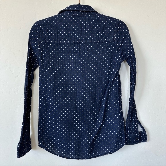 BCBGeneration Blue Chambray Long Sleeve Button Down White Polka Dot Top X Small - Picture 6 of 9